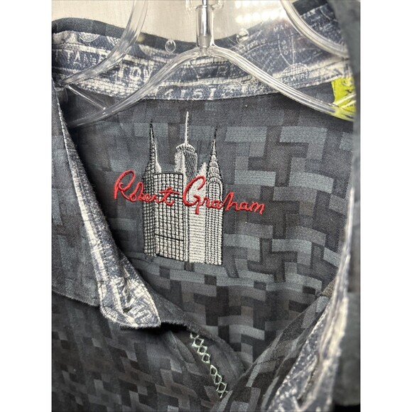 Robert Graham Flip Cuff Dress Shirt Mens sz XL Embriodered - Picture 2 of 16